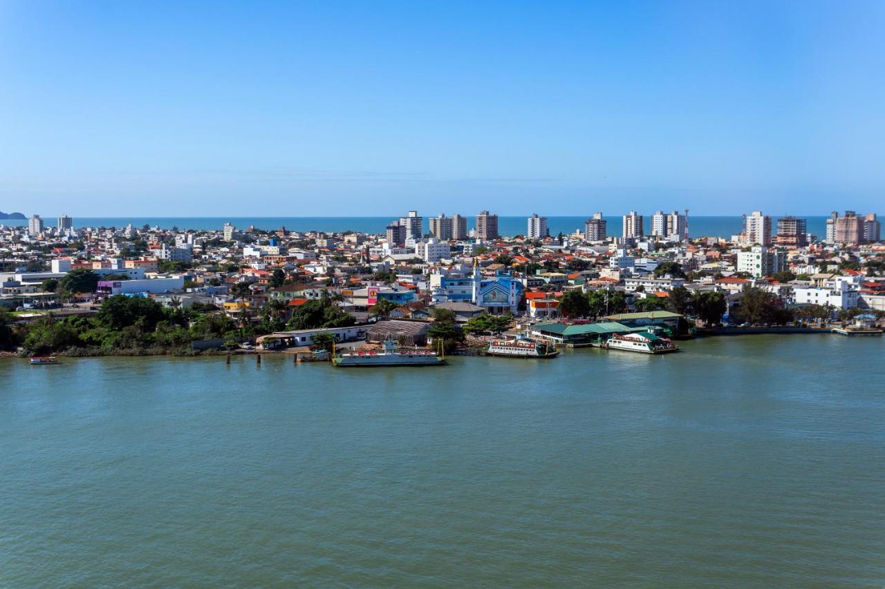 Mercure Itajai Navegantes Esterno foto