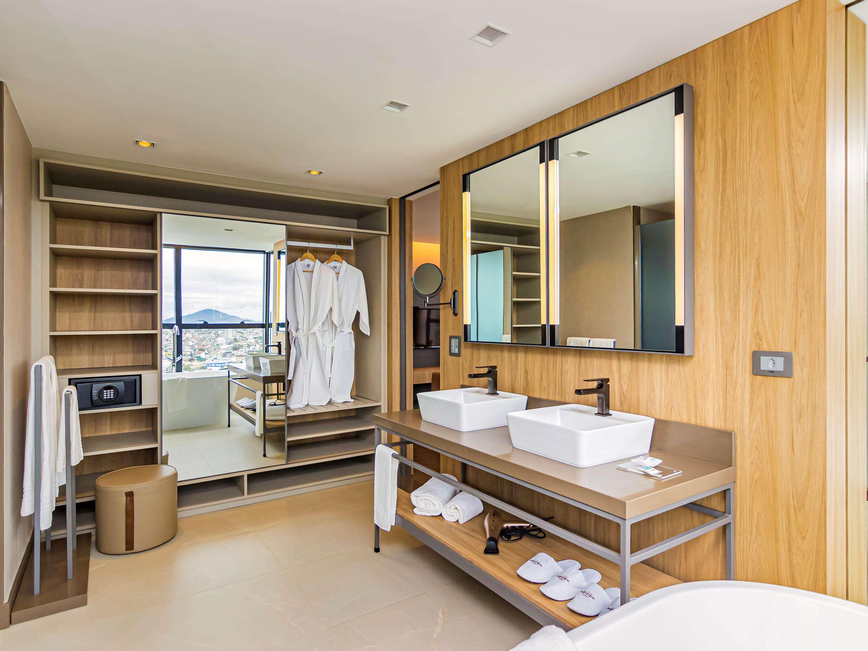 Mercure Itajai Navegantes Esterno foto